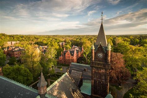 what is mount holyoke college known for